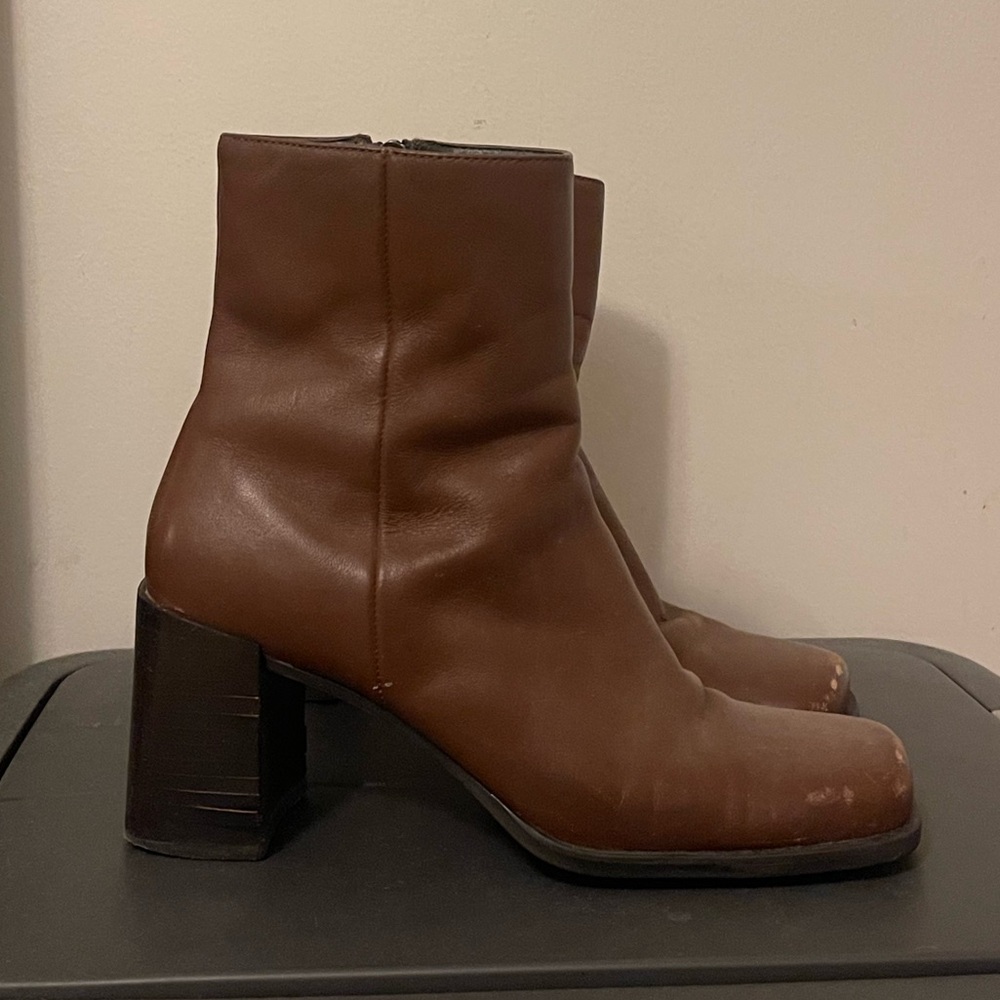 Genuine leather boots!
